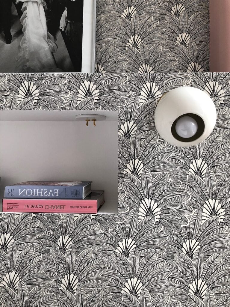 tête de lit niche papier-peint plume noir et blanc