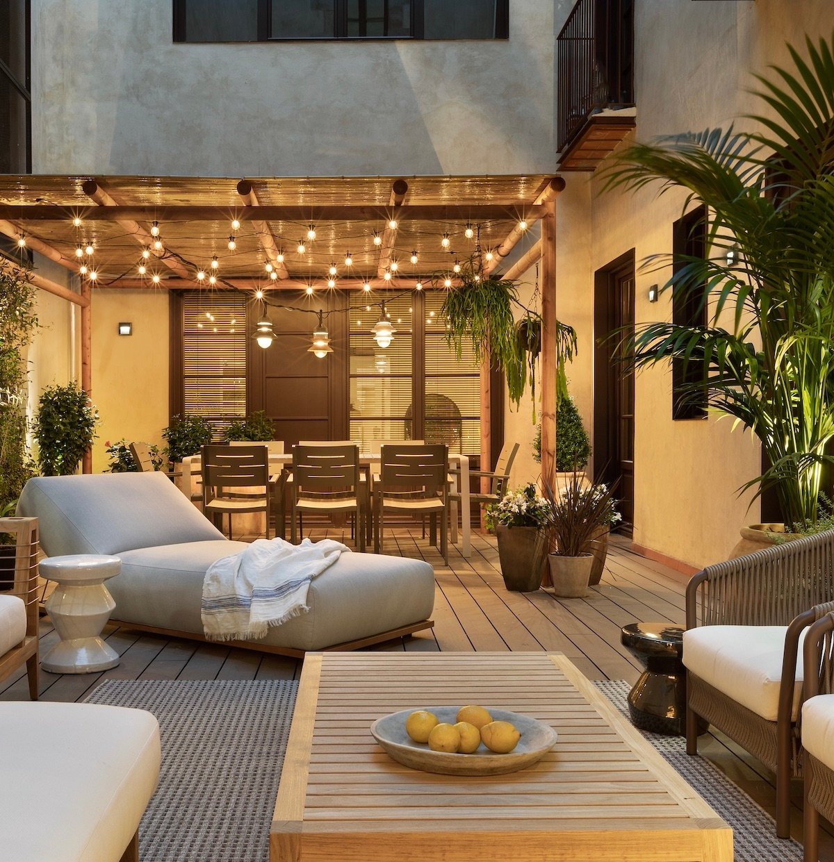 comment éclairer patio terrasse soir guirlande lumineuse