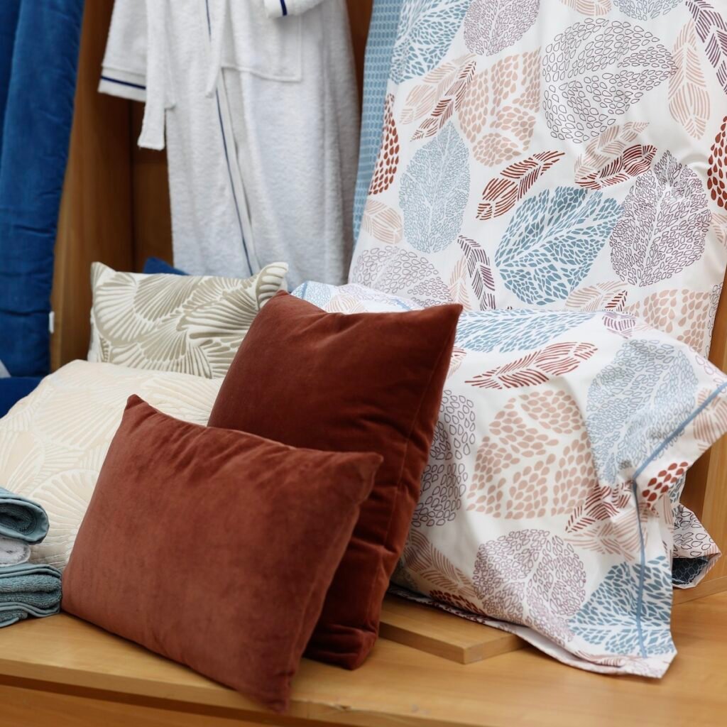 déco en rondeur linge de lit bleu turquoise terracotta