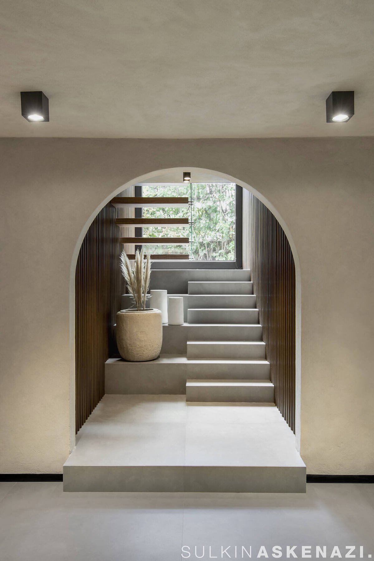 maison à Cuernavaca Mexique porte arche tendance déco