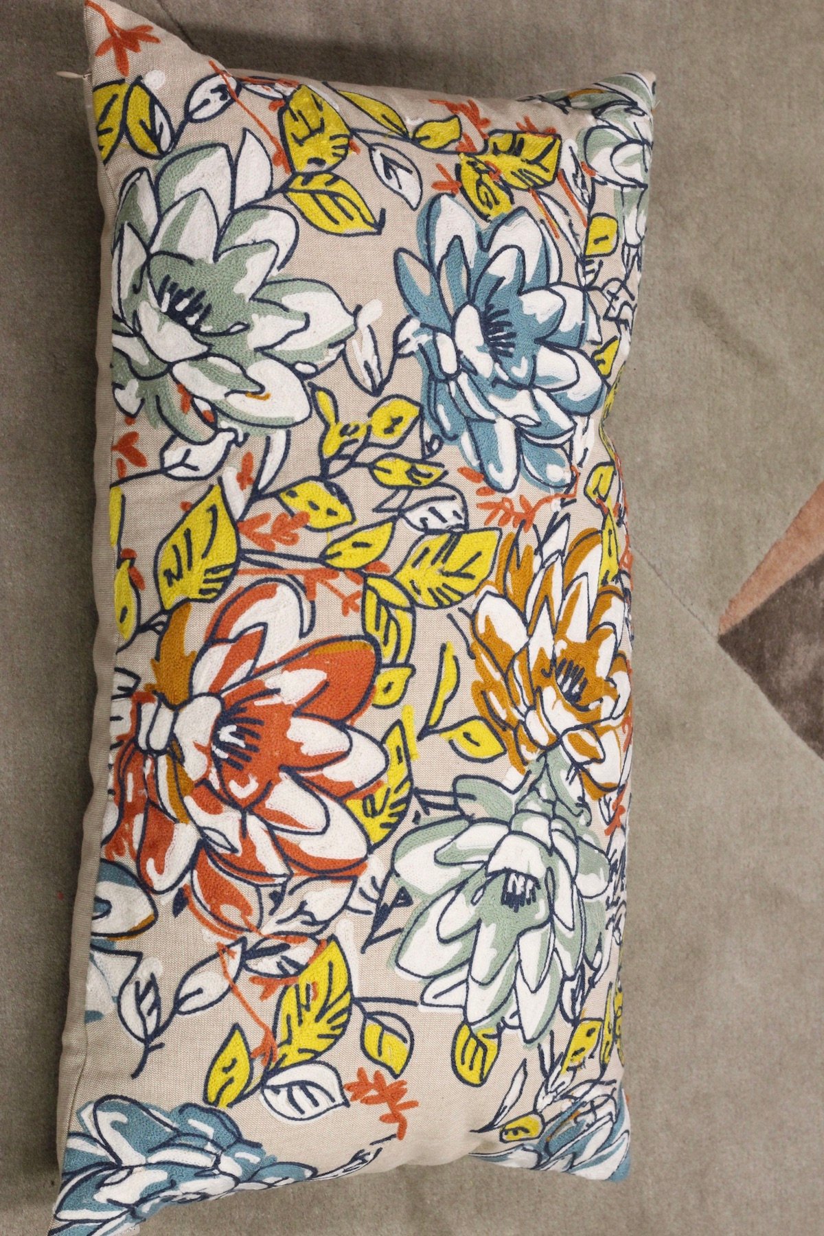 housse de coussin multicolore Serge Lesage - blog déco - clem aroundthecorner