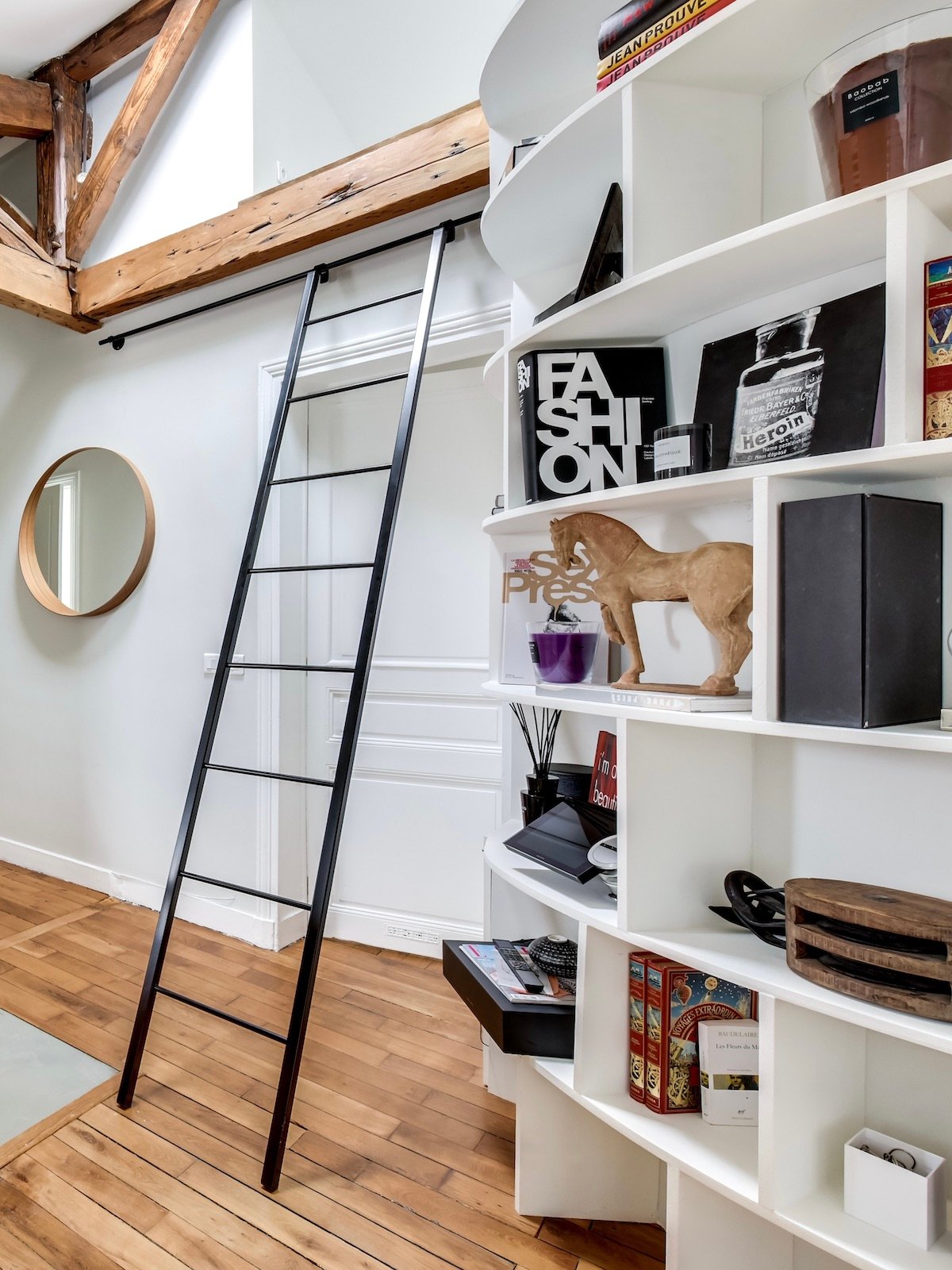 bibliothèque ronde arrondie circulaire sur-mesure