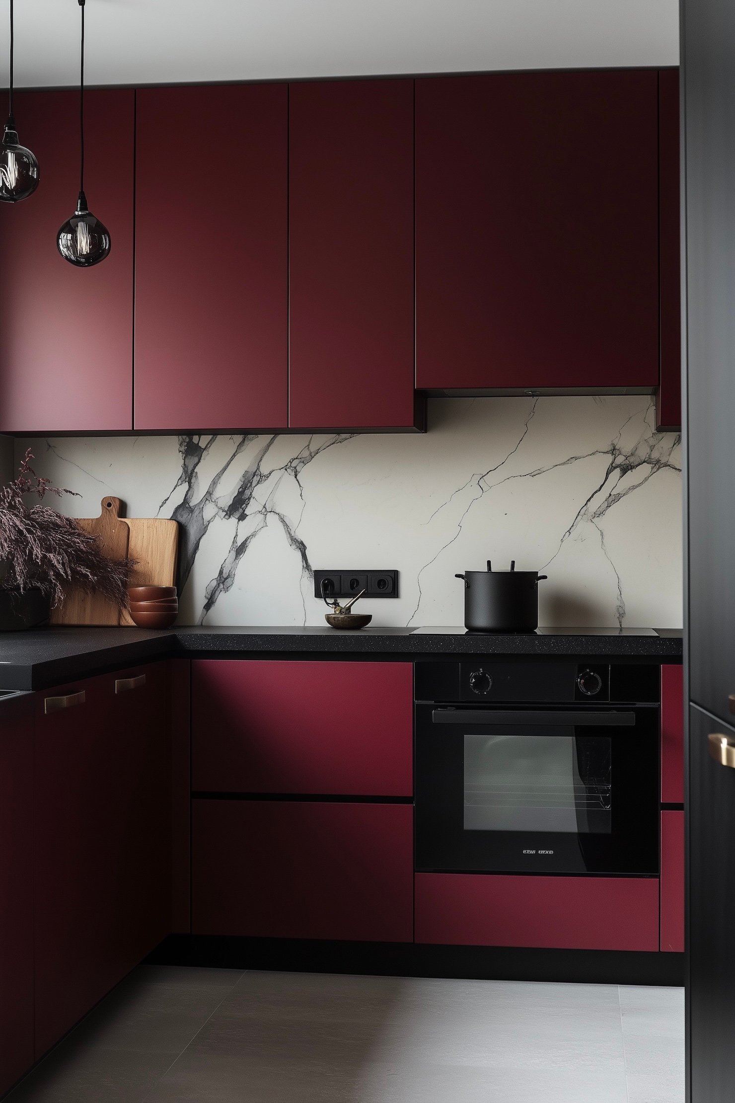 cuisine bordeaux marbre noir contraste