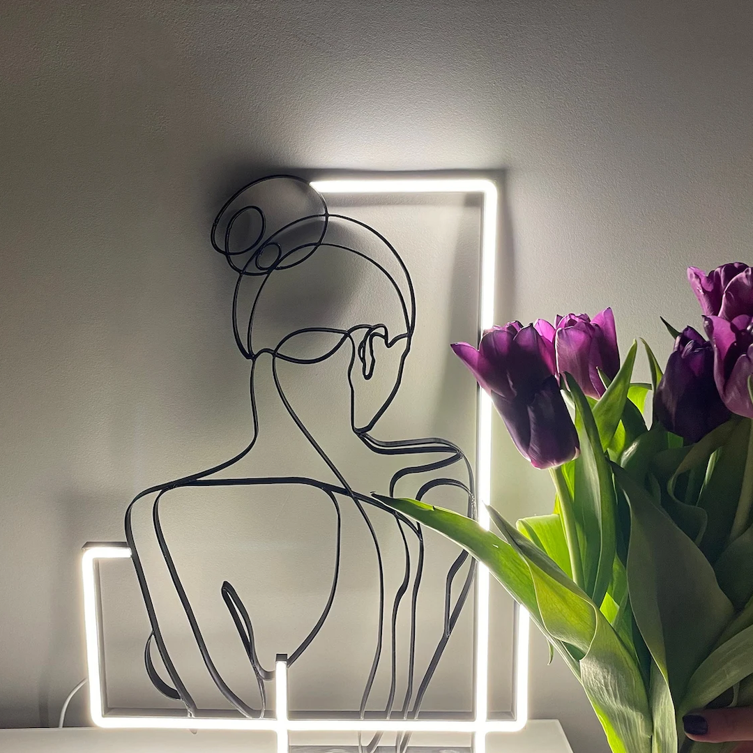 deco chambre cadre neon blanc noir abstrait bouquet fleurs