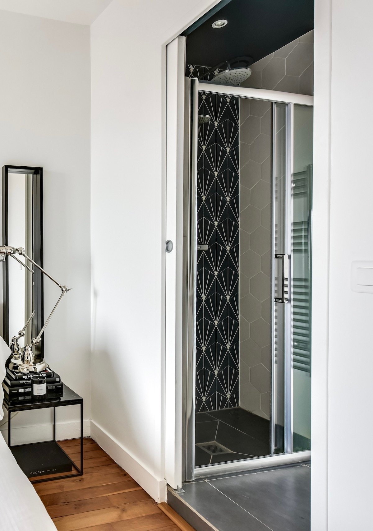 douche italienne grise noire blanche carreaux ciment graphique