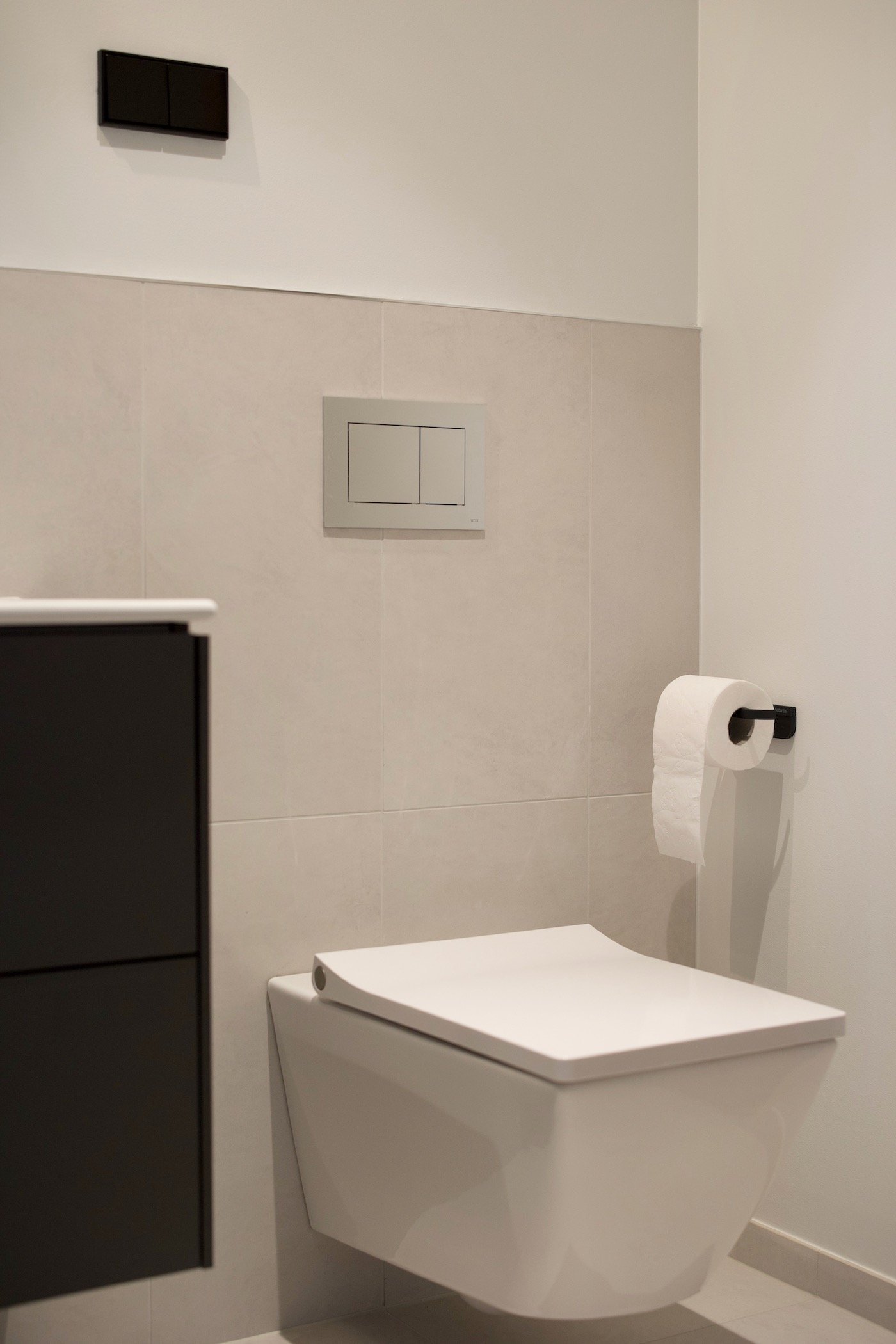 distributeur papier wc mural noir minimaliste brabantia