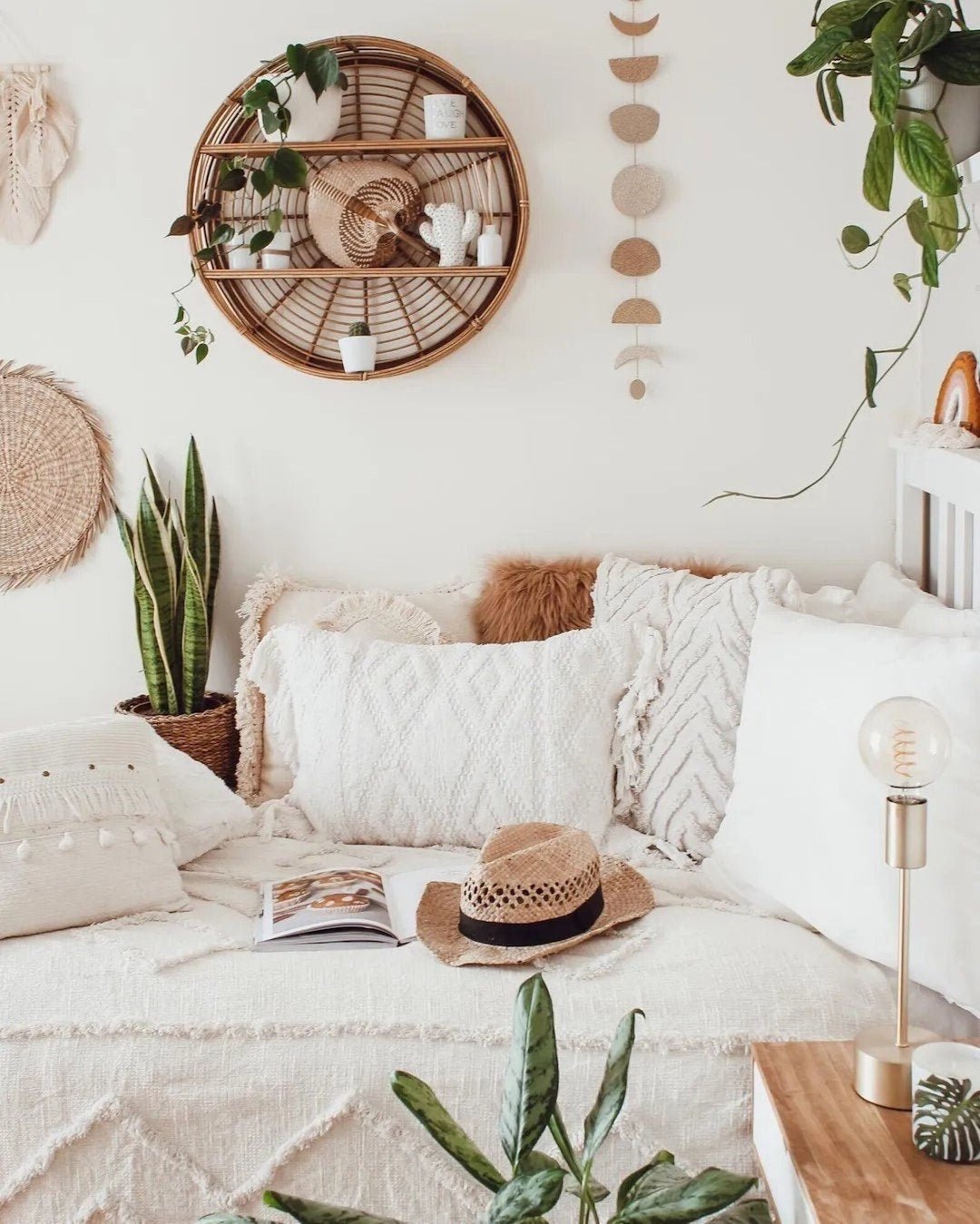 etagere murale ronde bois deco boheme lumineuse cosy