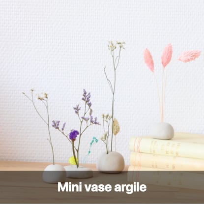 mini vase argile 1 fleur séchée activité manuelle