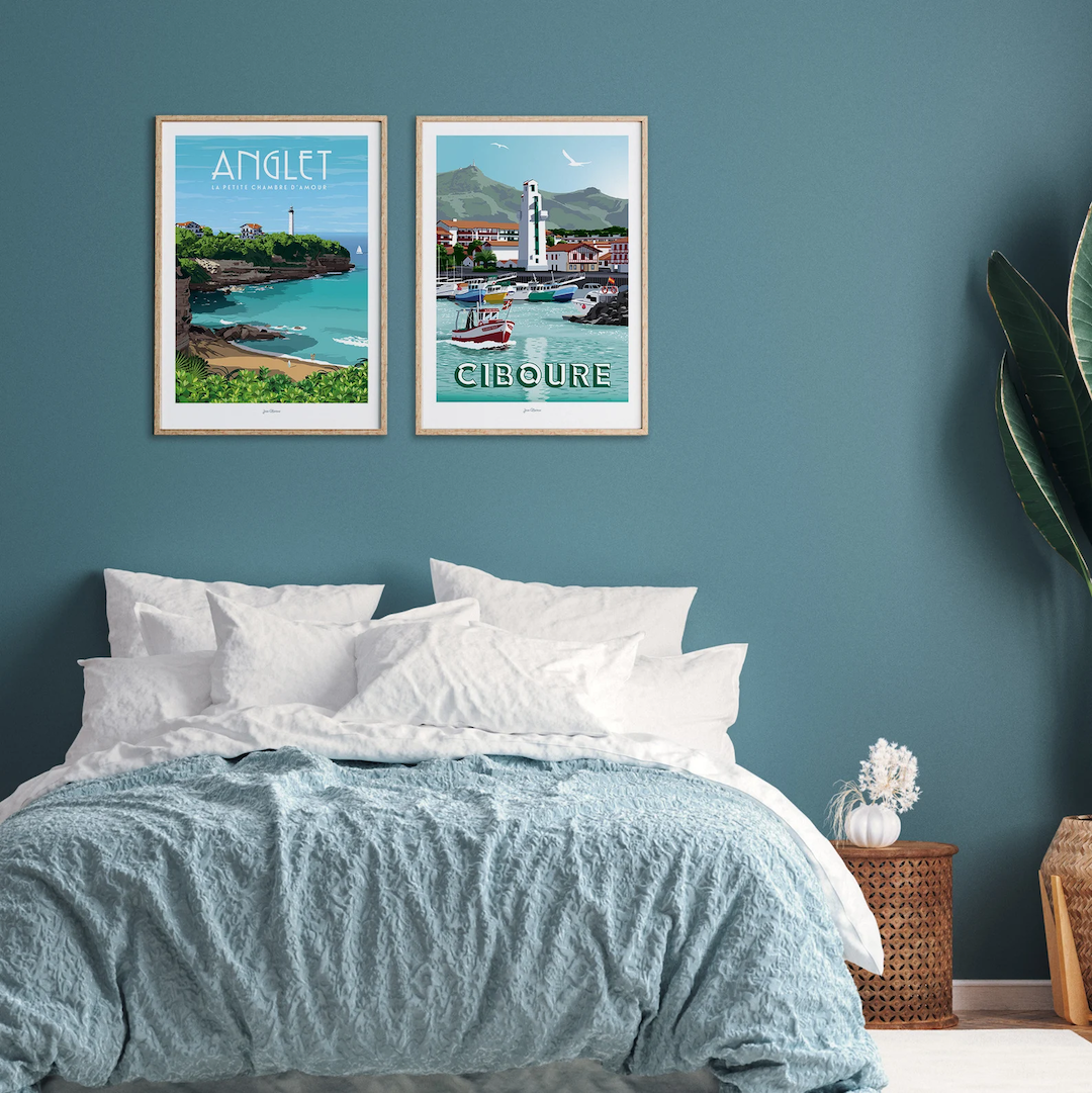mur de cadre paysage voyage chambre parentale lit double mur bleu