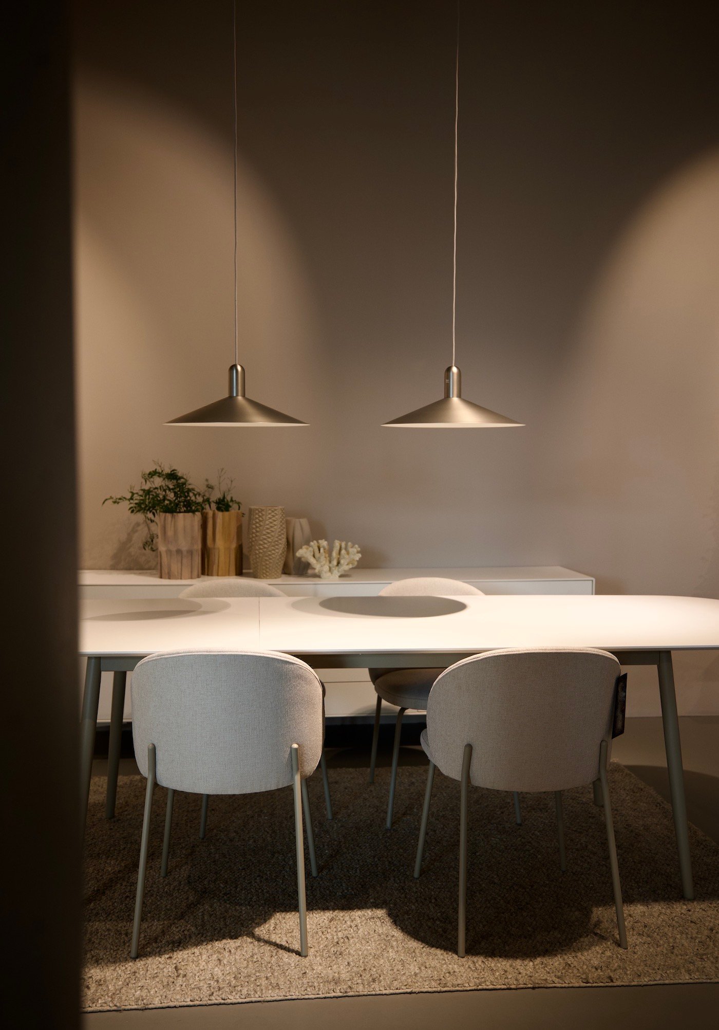 salle à manger scandinave blanc beige minimaliste