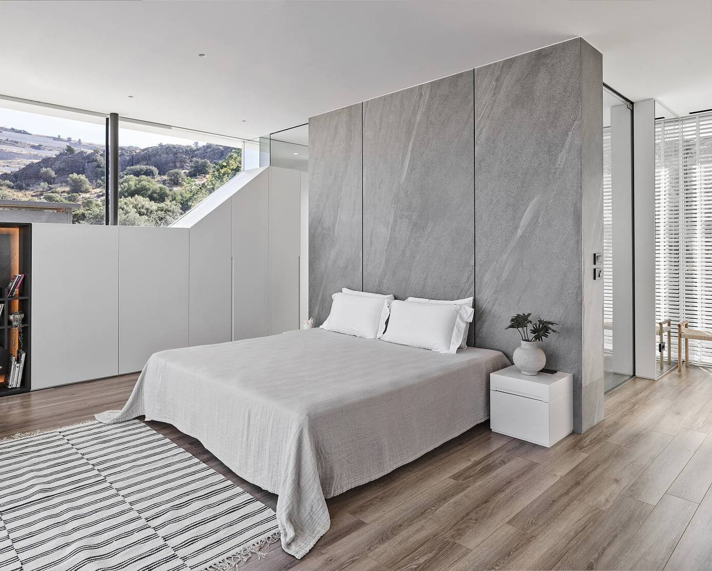 chambre mur Florim grès céram effet béton