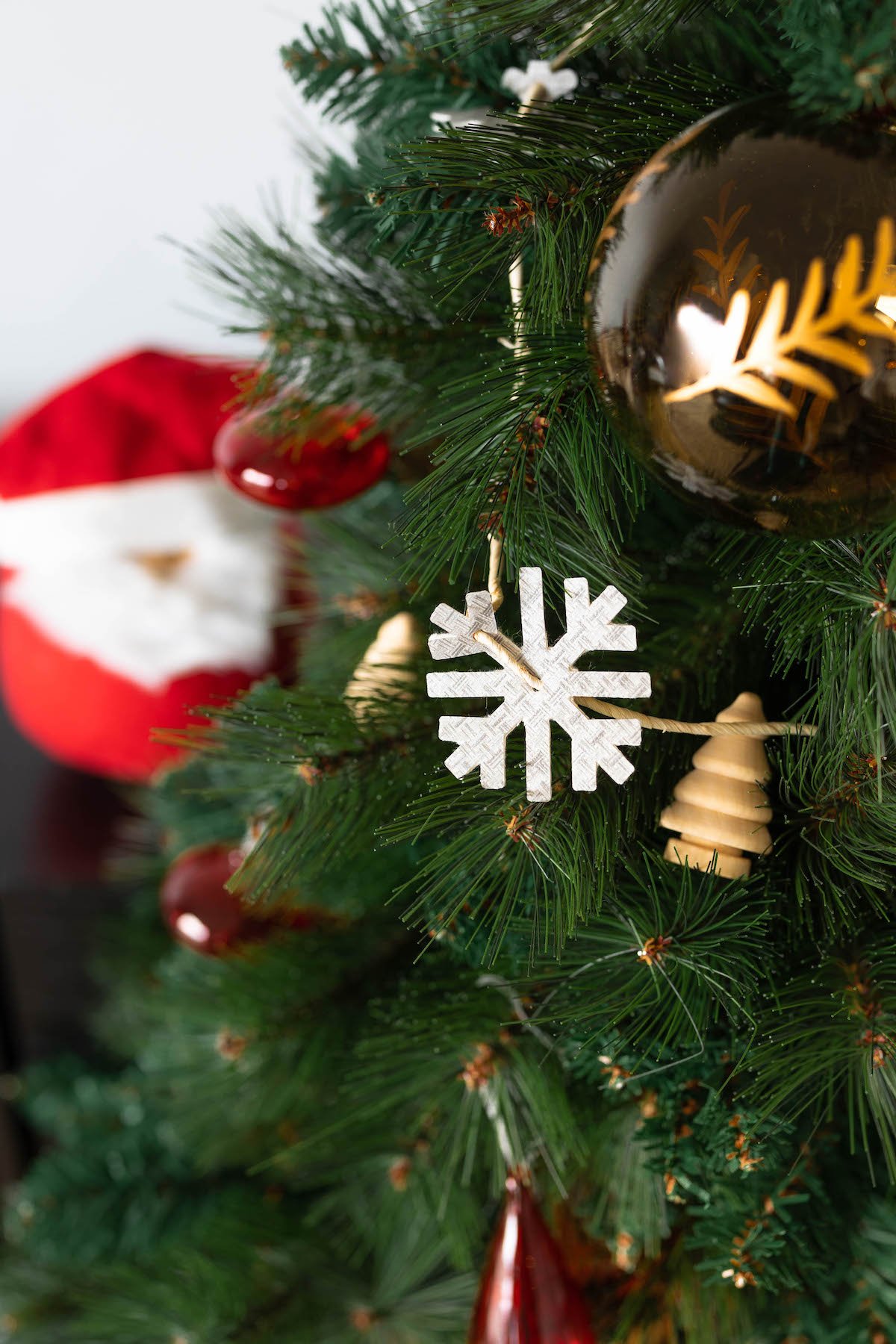 fabriquer guirlande Noël gratuite flocon neige pvc