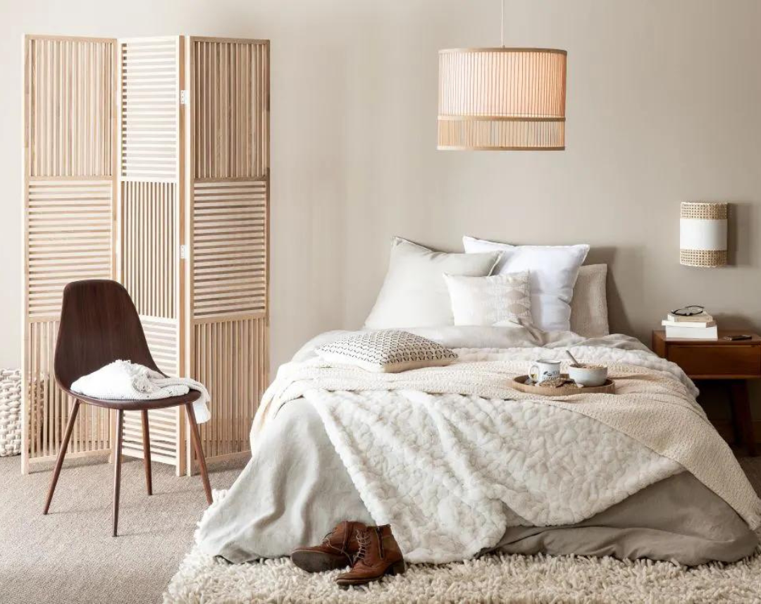 chambre inspiration voyage paravant en bois panneau modulable