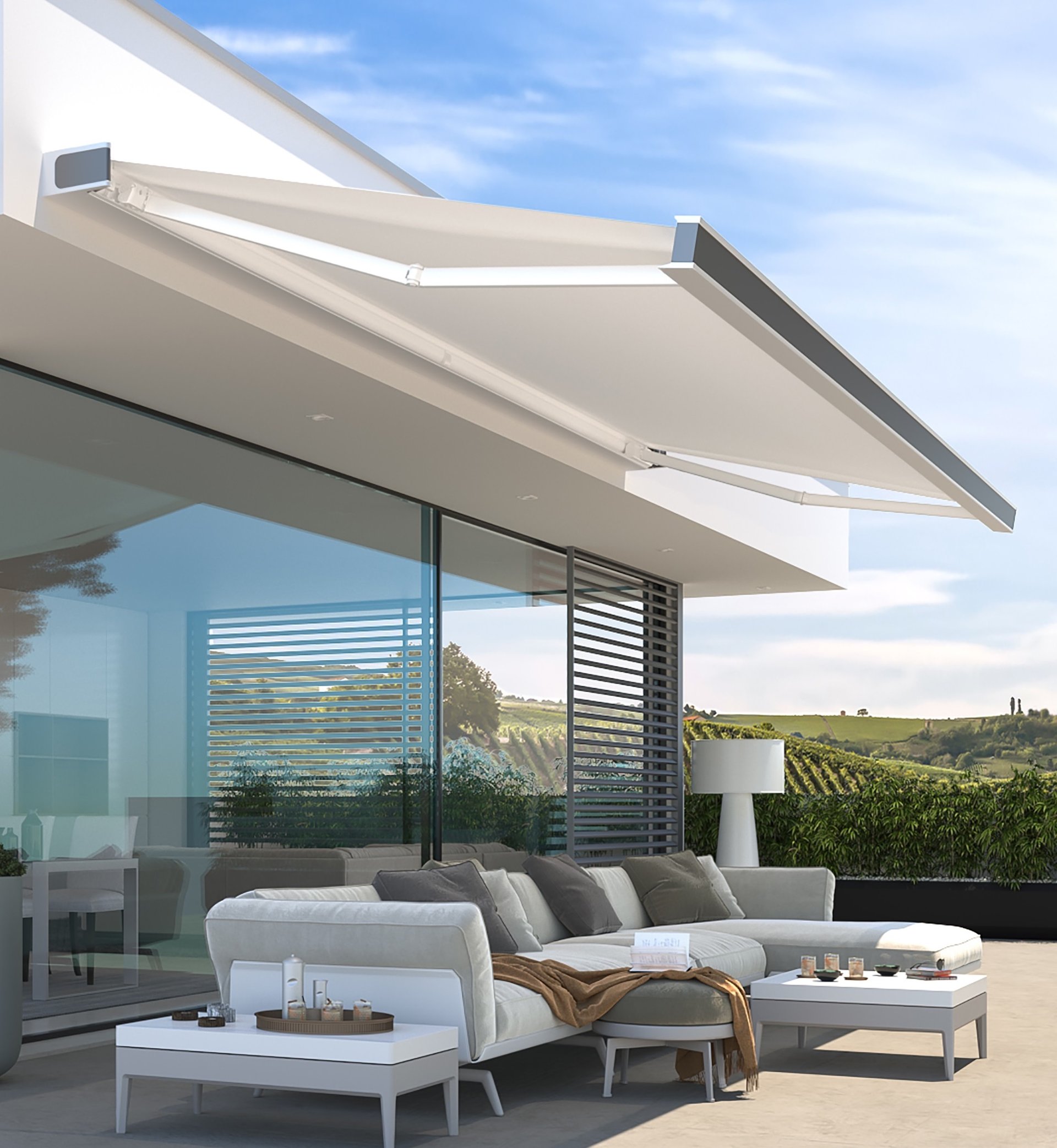 aménager sa terrasse avec un store banne blanc alu