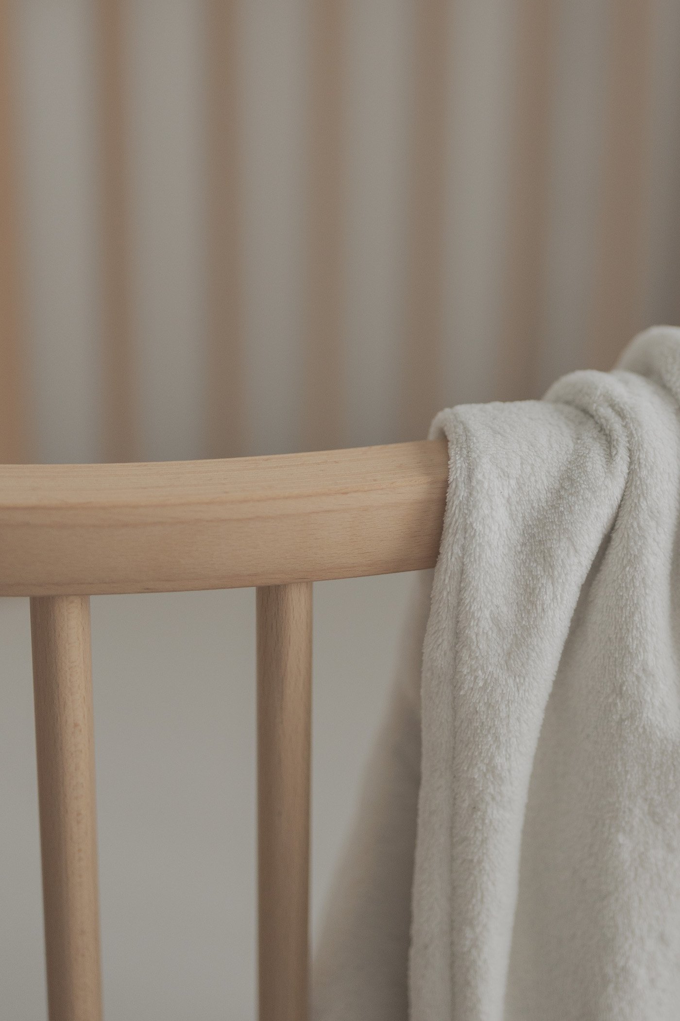 avantage lit évolutif rond bois nouveau-né