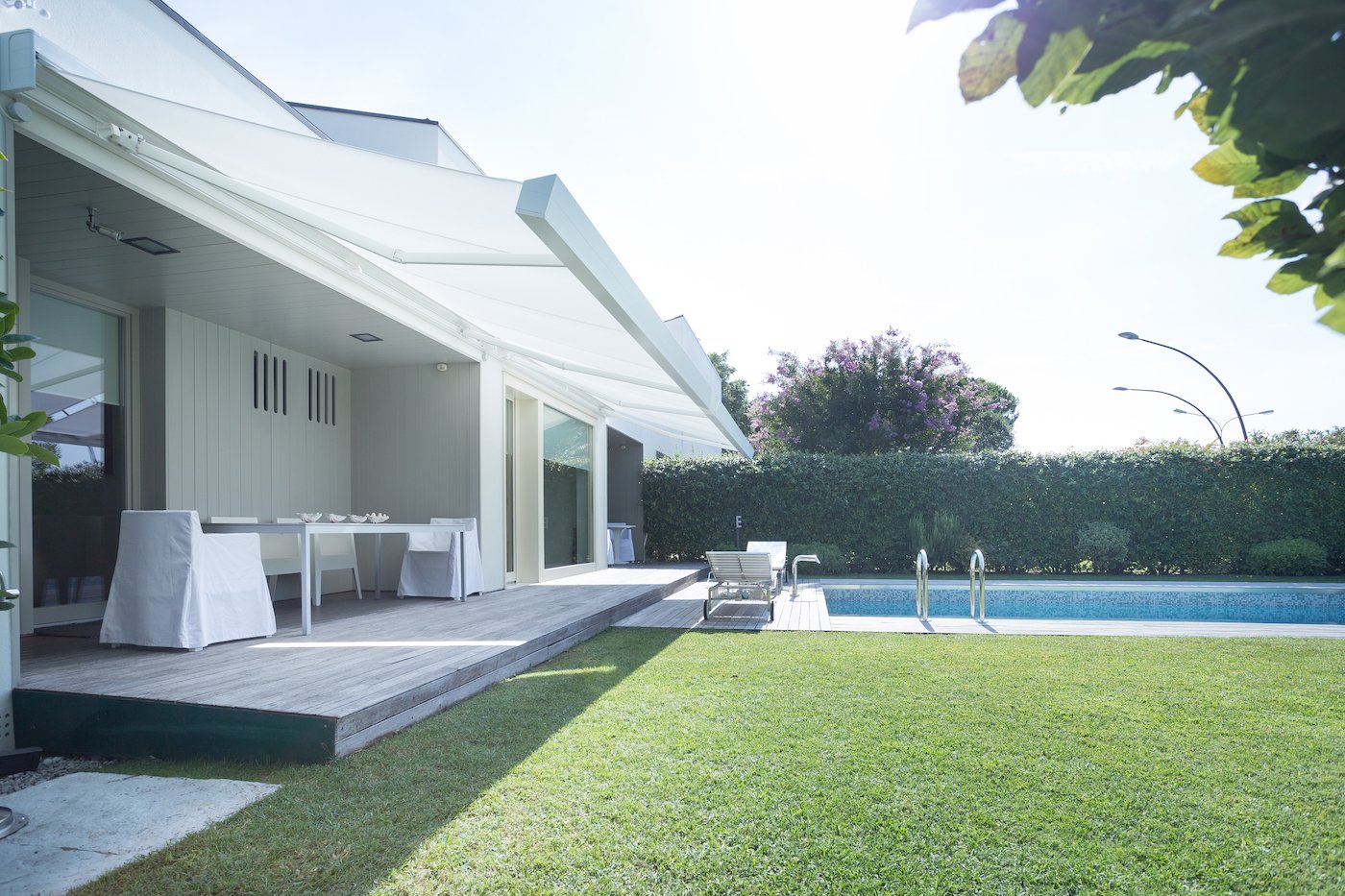 store banne chic transparent blanc déco terrasse mariage piscine