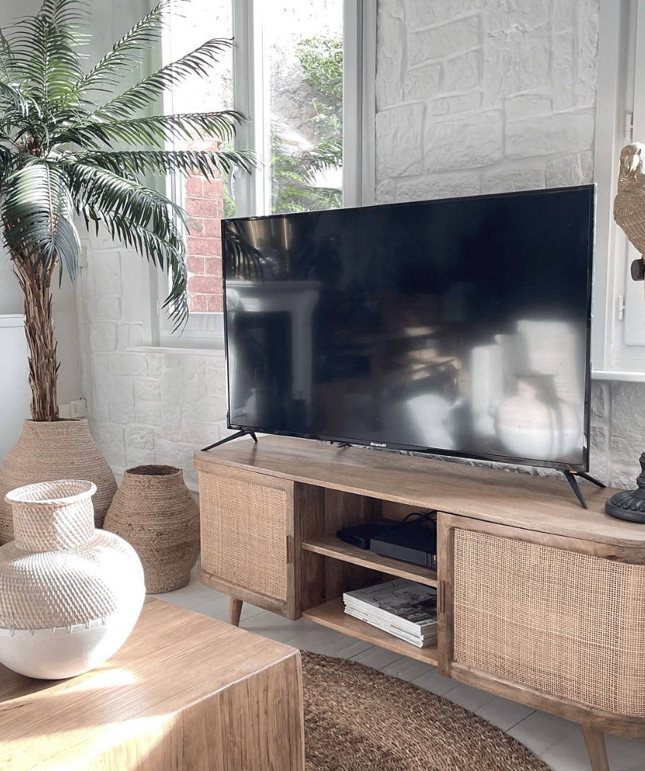 armoire incruste mur blanc suspension lampe meuble canage