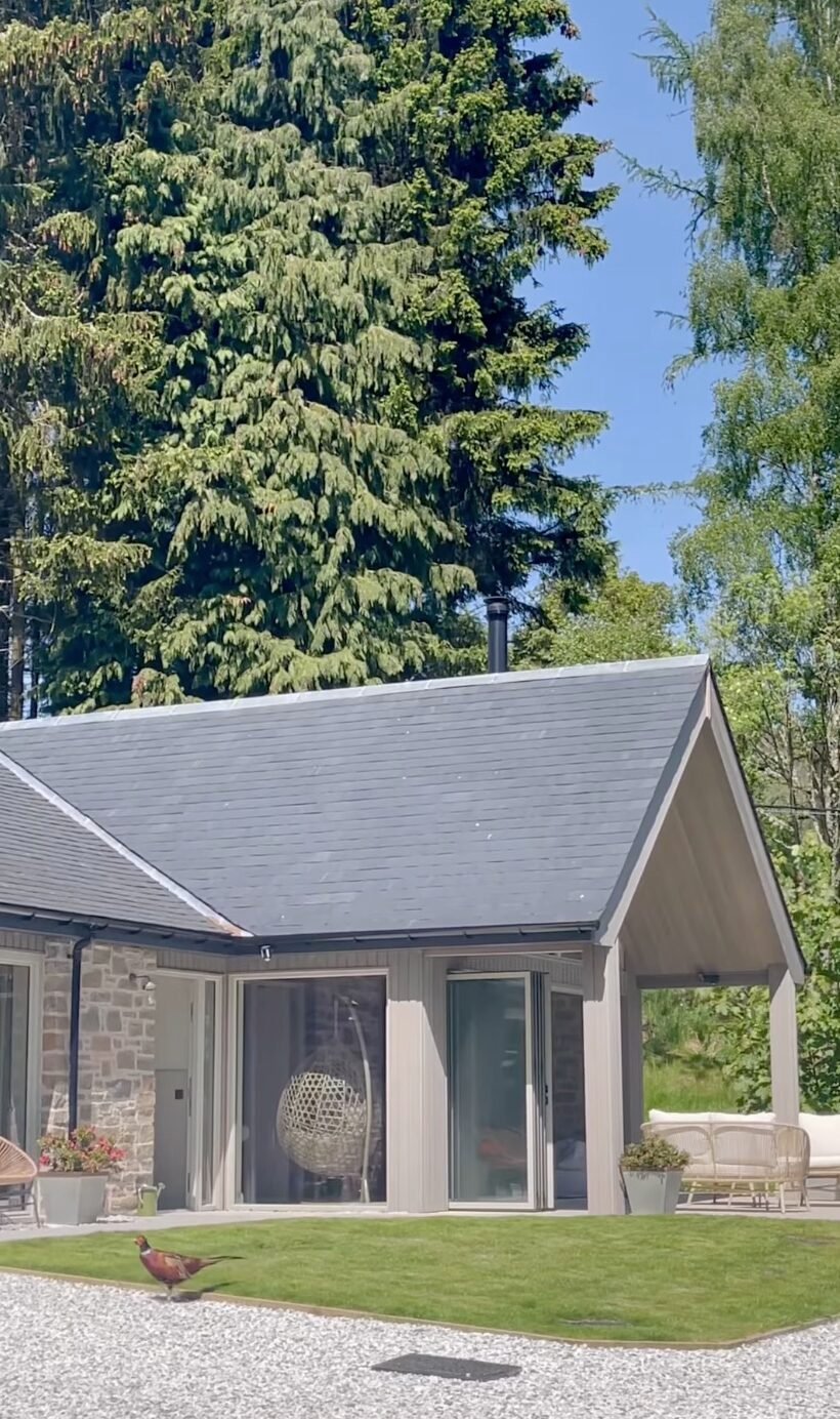 maison espace exterieur mur gris