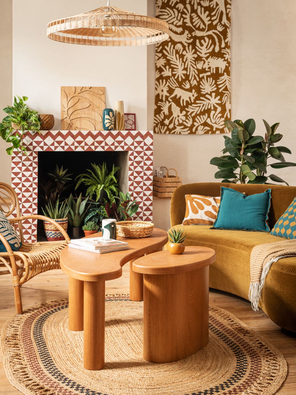 tables basses-arrondies bois tapis rotin deco exotique