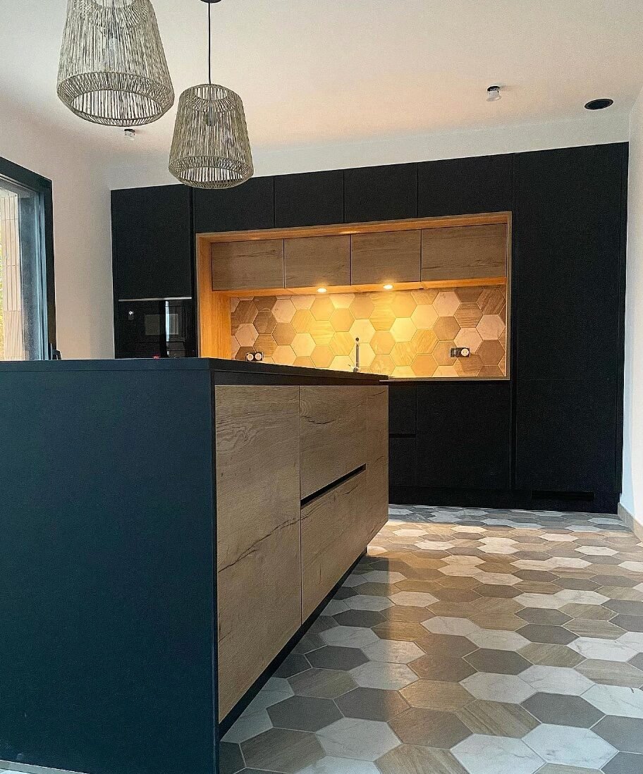 cuisine deco intérieure design contemporain ilot central noir