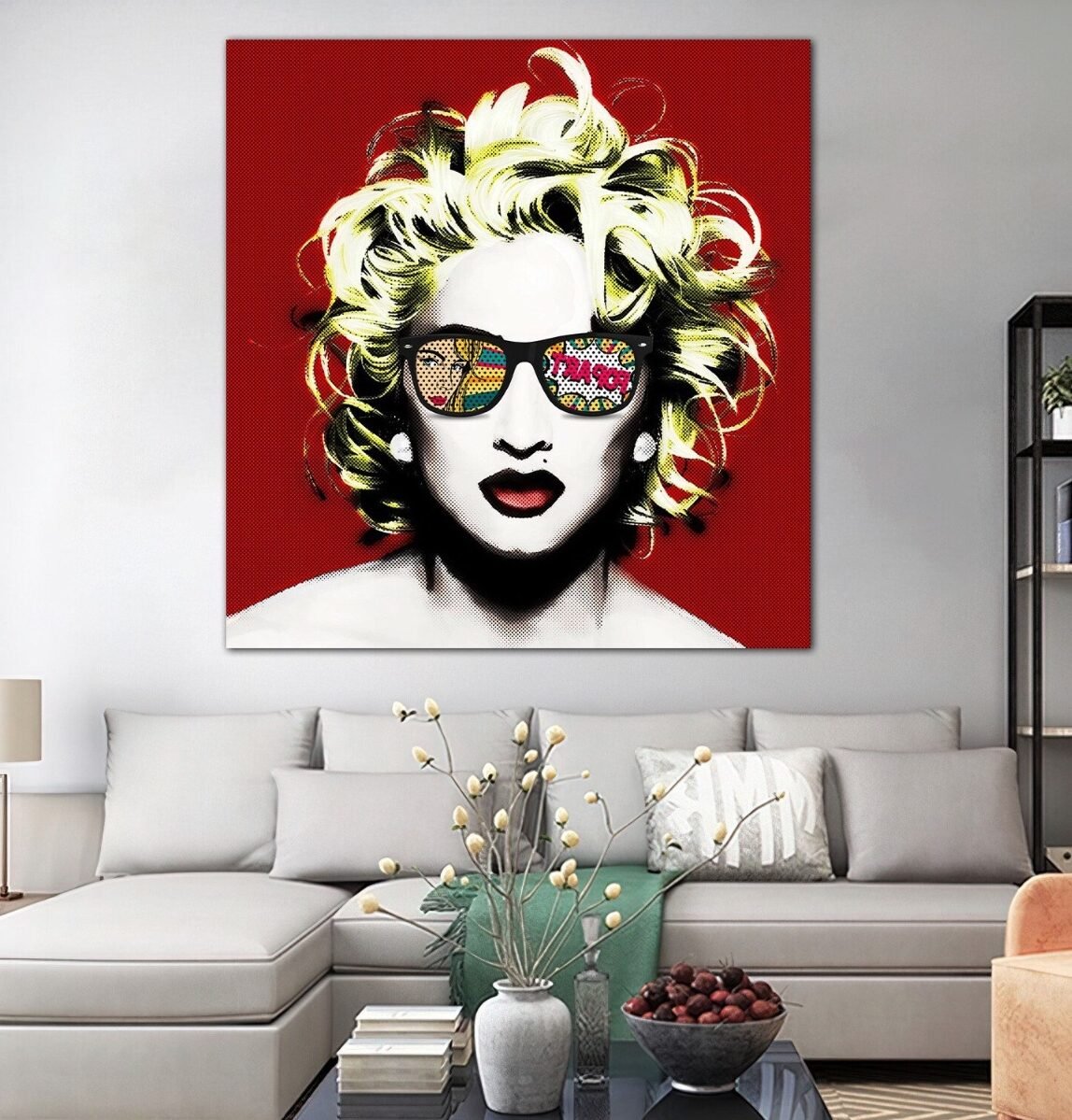 deco salon canape gris tableau rouge popart