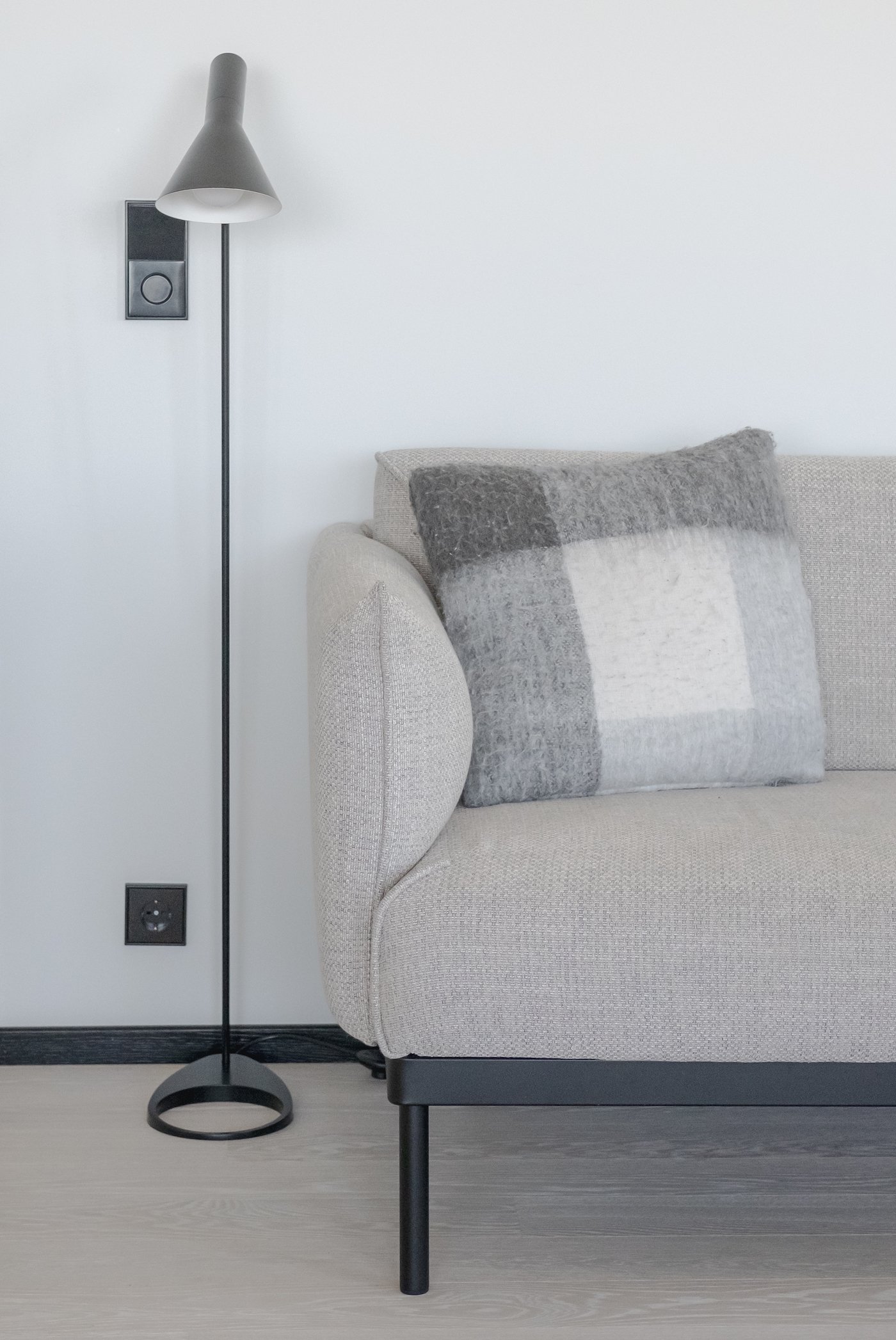 salon nordique gris noir blanc