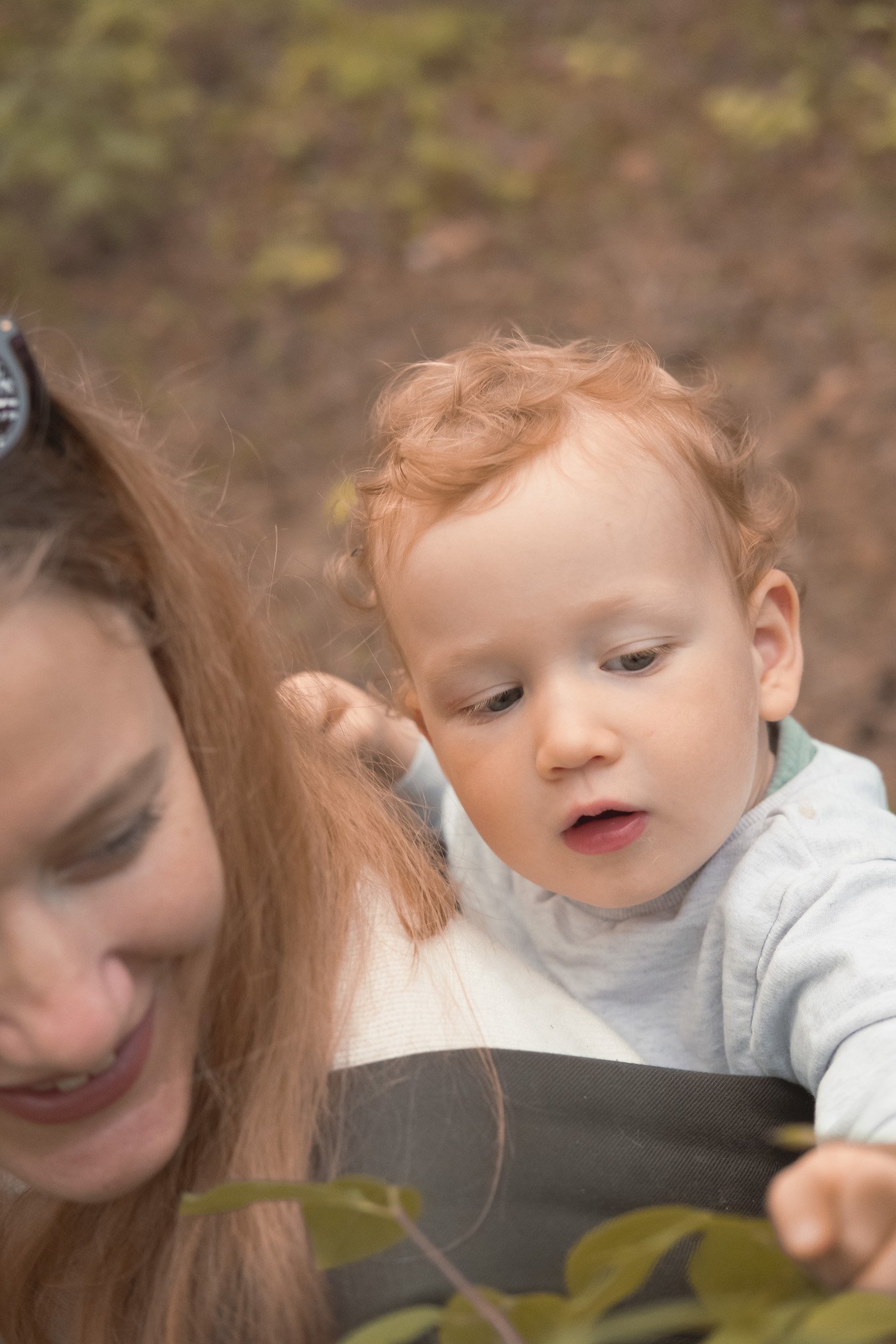 communication enfant parent balade nature porte-bébé physiologique
