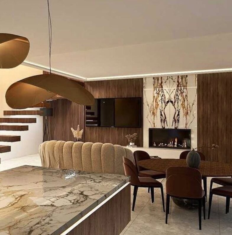 salon luxueux chic marbre blanc suspension laiton canape blanc design