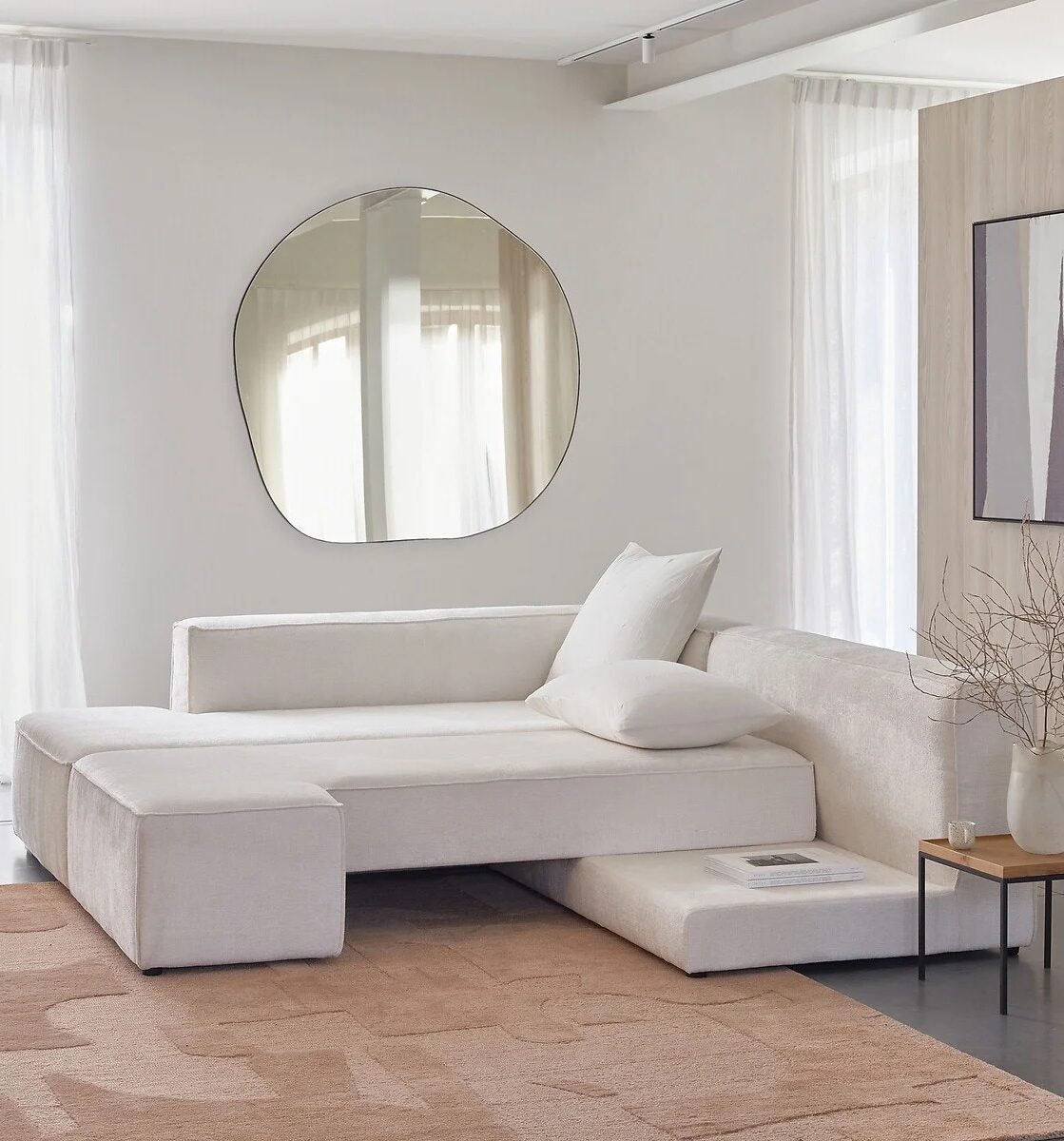 canape convertible rangement optimisation espace tapis design marron rouge