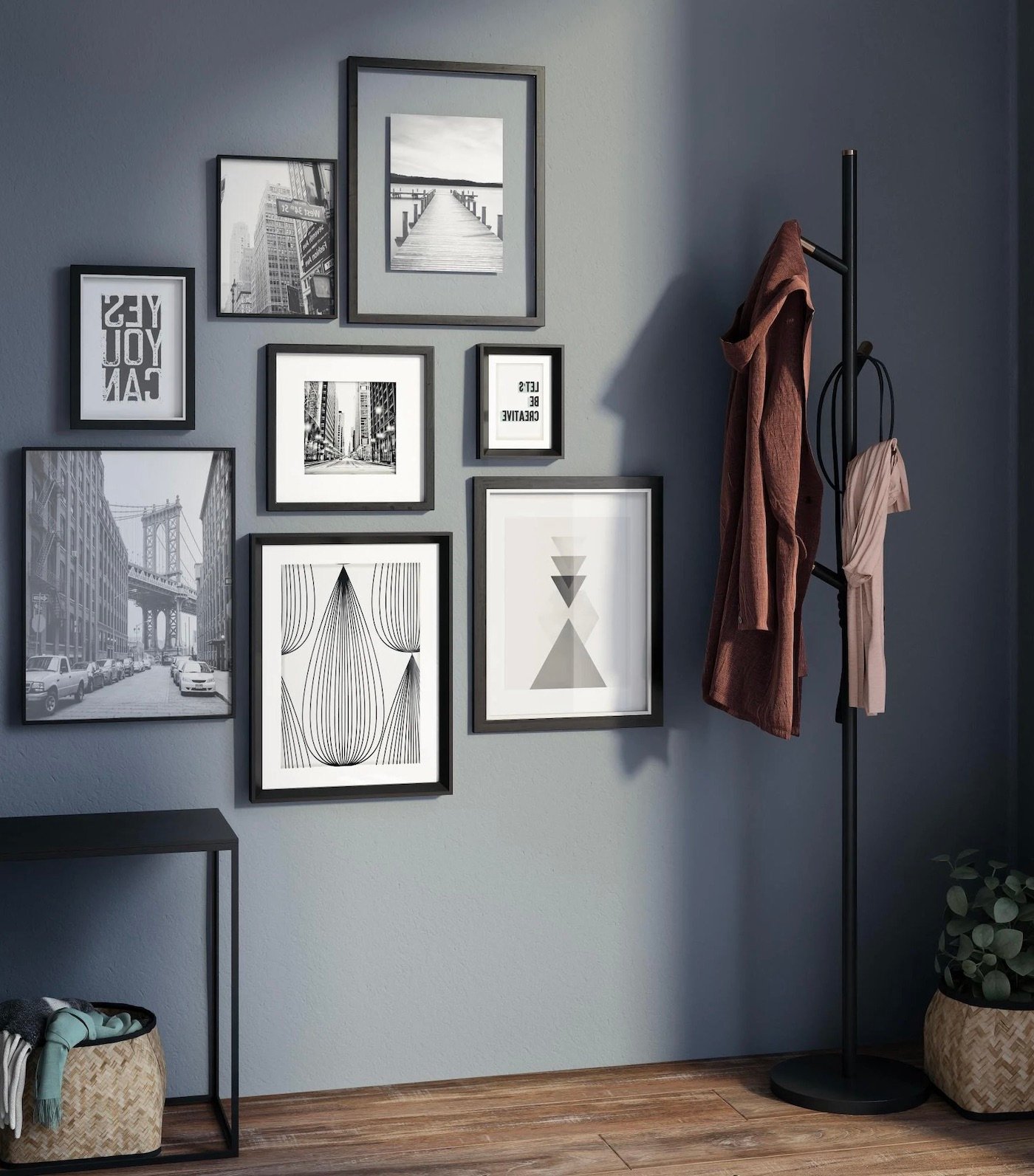 décorer cadre entrée mur bleu foncé