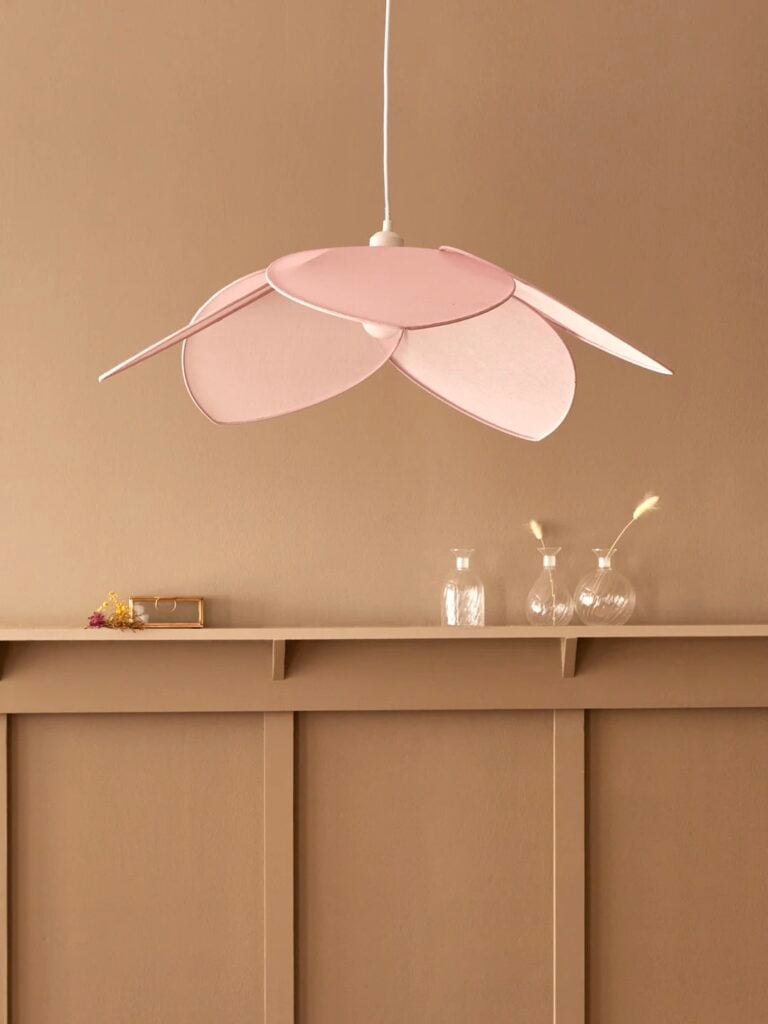 lampe chambre enfant bébé fille pétale rose