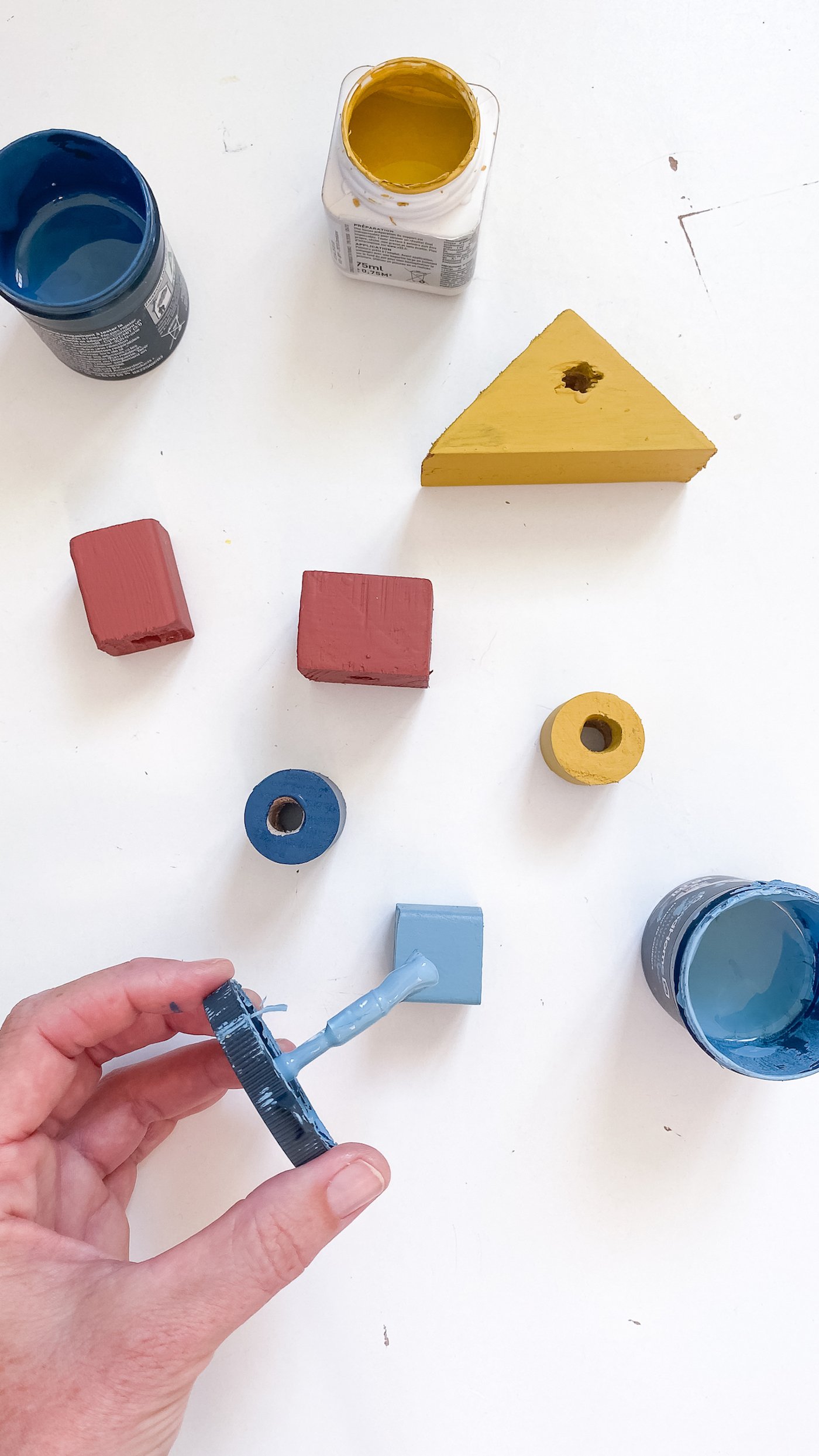 fabriquer cubes bois coloré bébé enfant