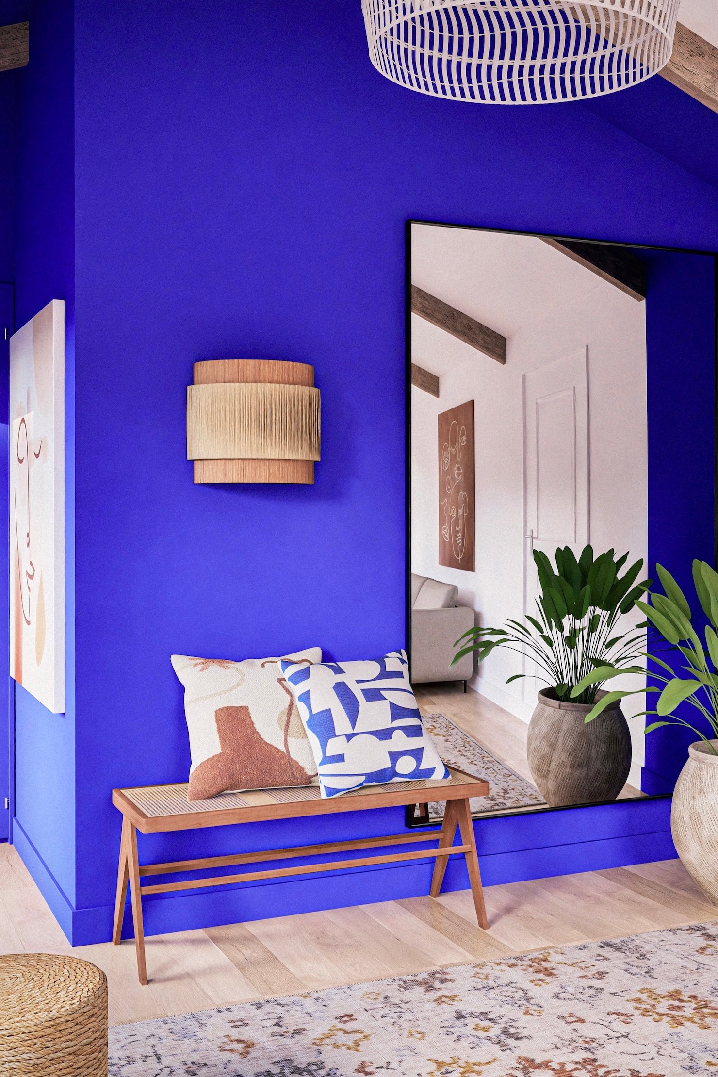 entrée mur peinture bleu électrique banc bois