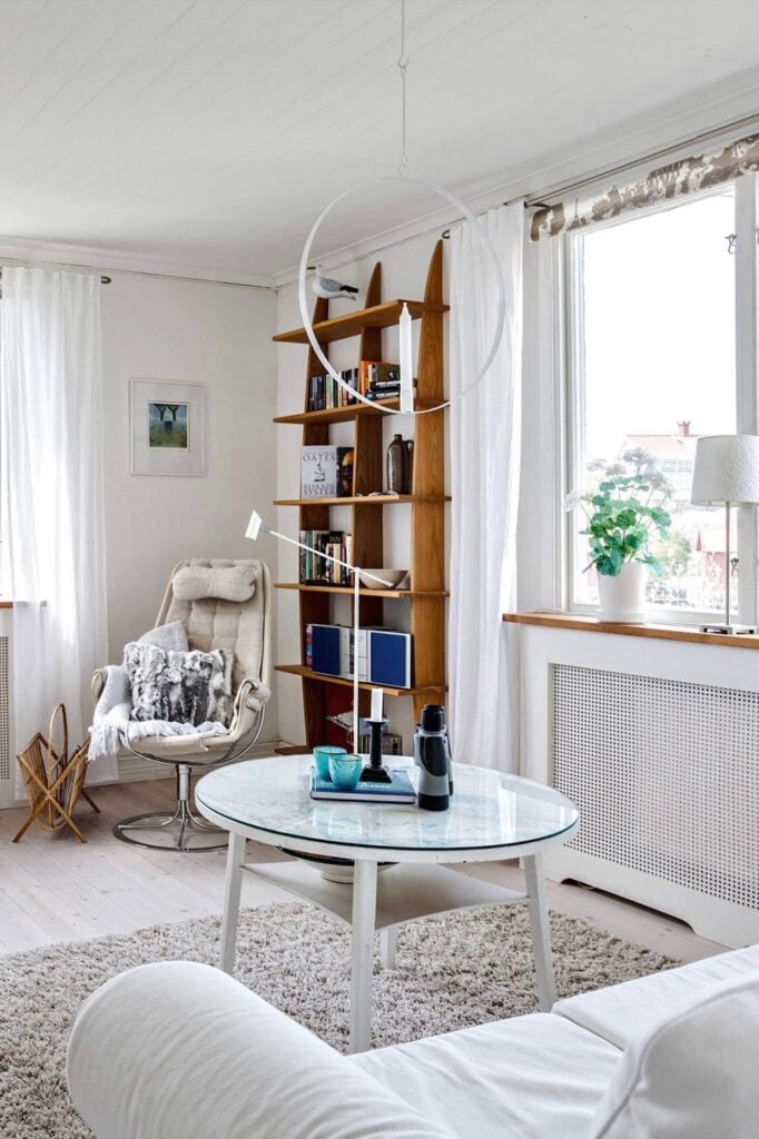 décoration maison de plage Suède intérieur blanc bois