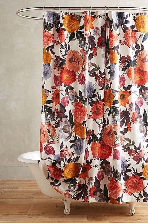 aménager 20m2 rideau de douche fleurs original coloré couleurs douche
