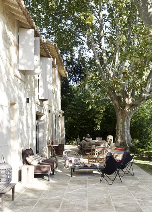 visite deco maison provençale ancienne ferme terrasse mas olivier