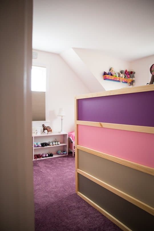 Repeindre un lit ikea kura.