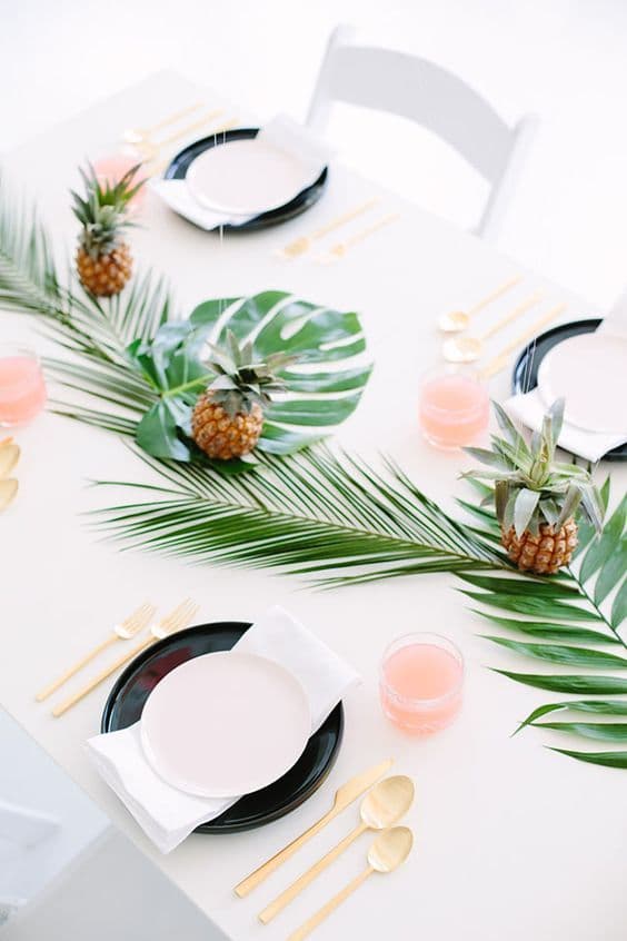 table mariage déco feuille de palmier blog clemaroundthecorner