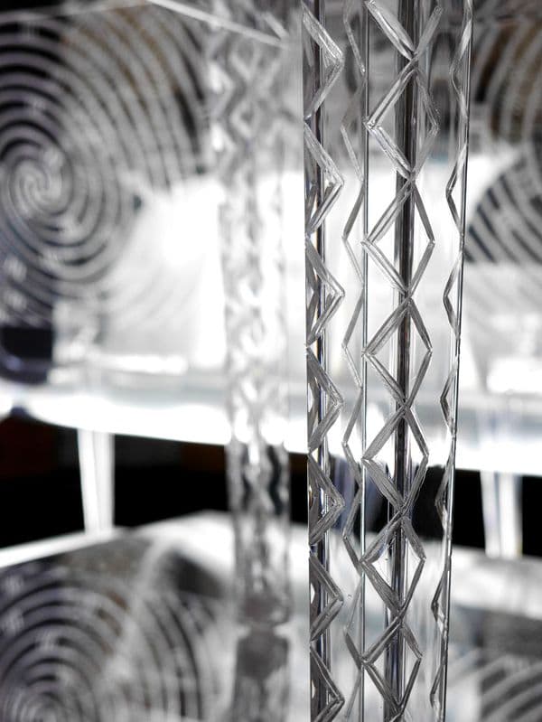 detail chaise pied kartell nuku