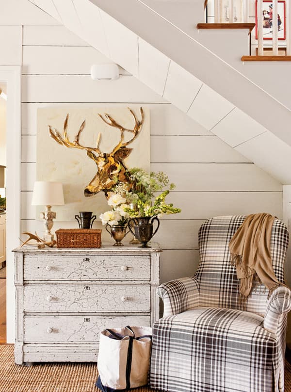 coin lecture sous l escalier décoration hygge cosy