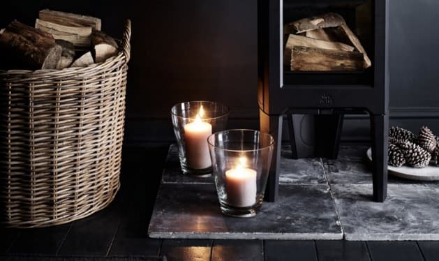 ambiance hivernale cheminee bougie mur noir