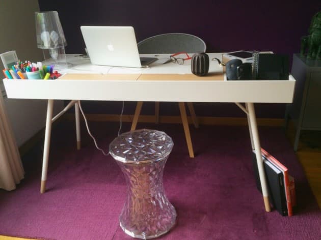 Vue d'ensemble le coin bureau d'une blogueuse déco