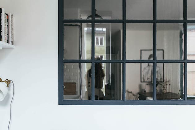 cuisine verrière bleu fonce petit studio