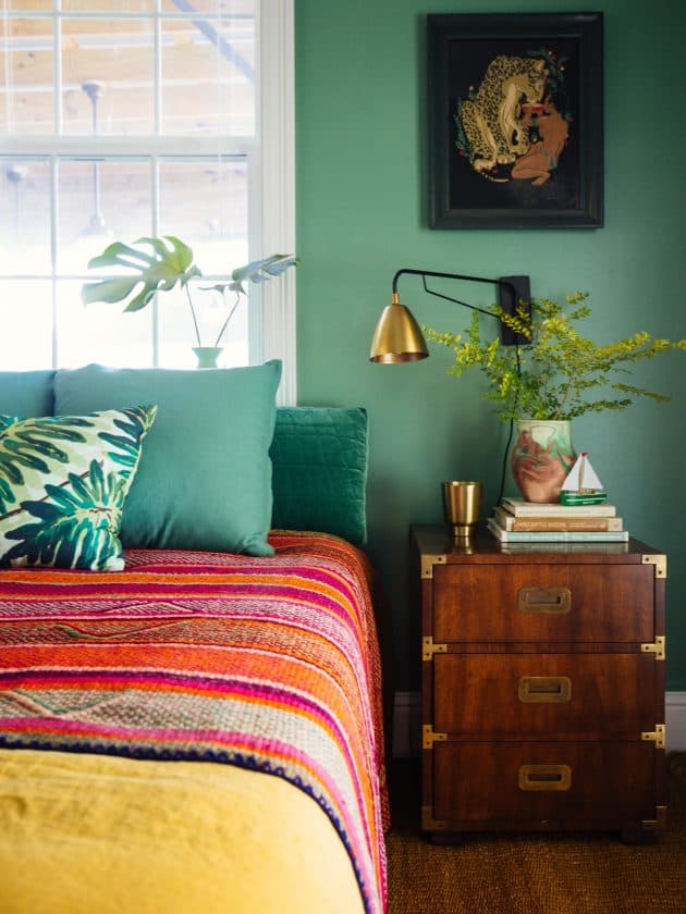 mur turquoise chambre tropicale