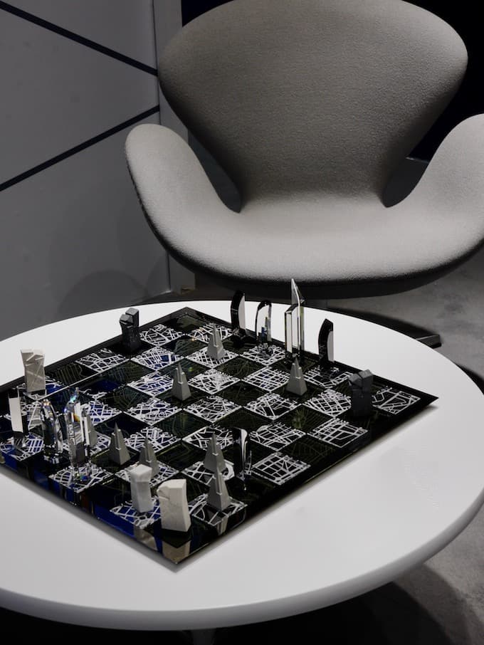 daniel libeskind jeu echec original swarovski histoire design polonais - blog déco - clem around the corner
