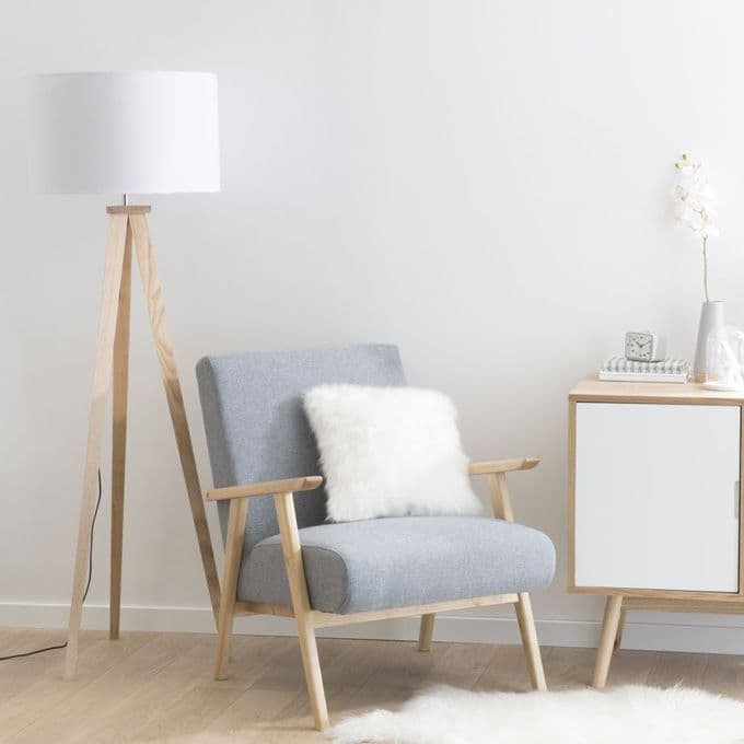 passer son appartement en mode hiver tapis fourrure blanc siège canapé coussin hygge blog déco clem around the corner