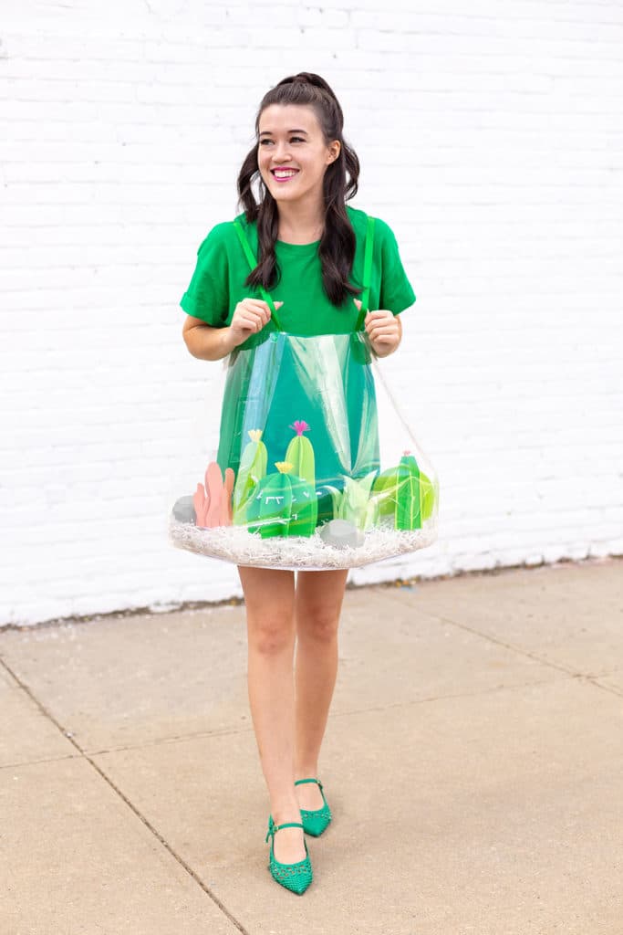tee-shirt vert et costume facile à faire diy tutoriel faux terrarium robe cactus