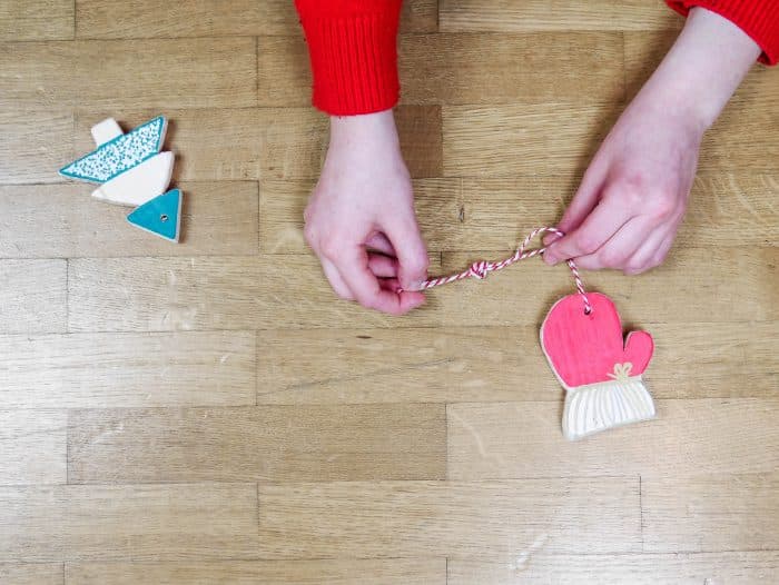 Déco de Noël diy en bois clem around the corner noeud ficelle