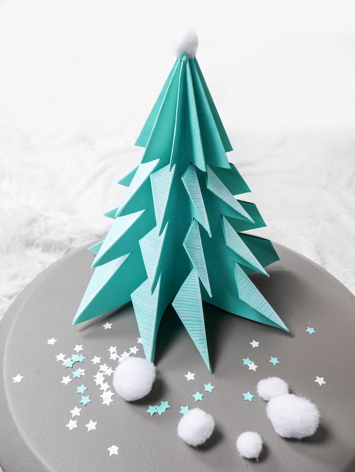 pliage diy de Noël sapin en papier - blog déco - clem around the corner