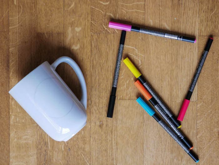mug en porcelaine personnalisé avec un dessin d’enfant